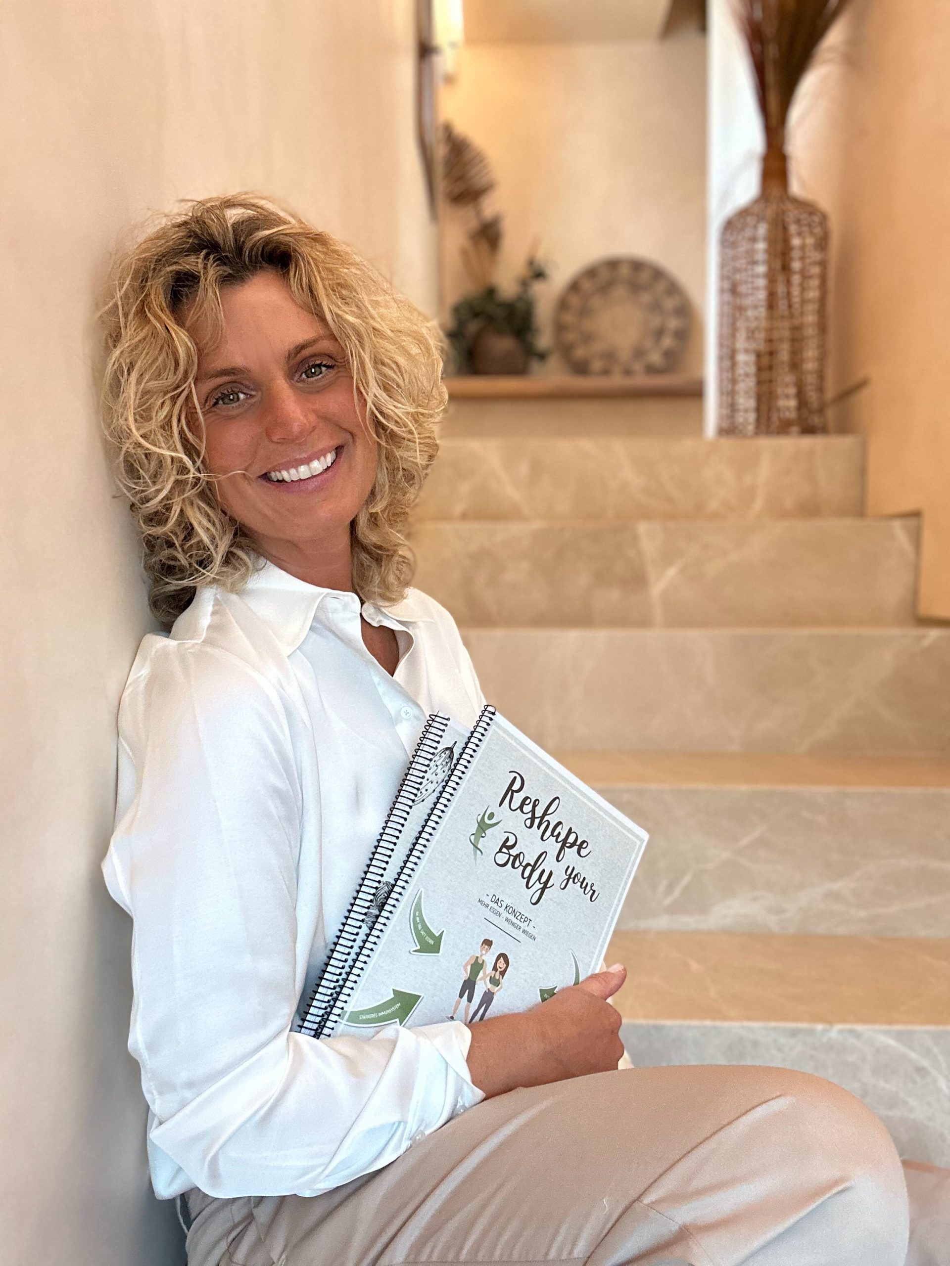 Claudia Berger on how she holds the Reshape your Body concept and Reshape your Body cookbook